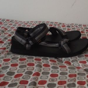 Teva Sandals men Size 13